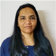 English and Brazilian Portuguese . I lived in Brazil after having done Portuguese classes as it is the lanagage of the people